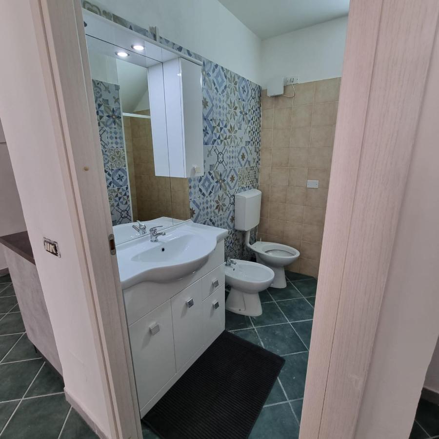 Casa Vacanze Afea Torre Dell'Orso Salento Puglia Exterior foto