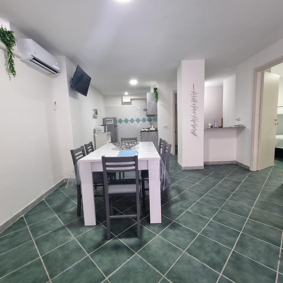 Casa Vacanze Afea Torre Dell'Orso Salento Puglia Exterior foto