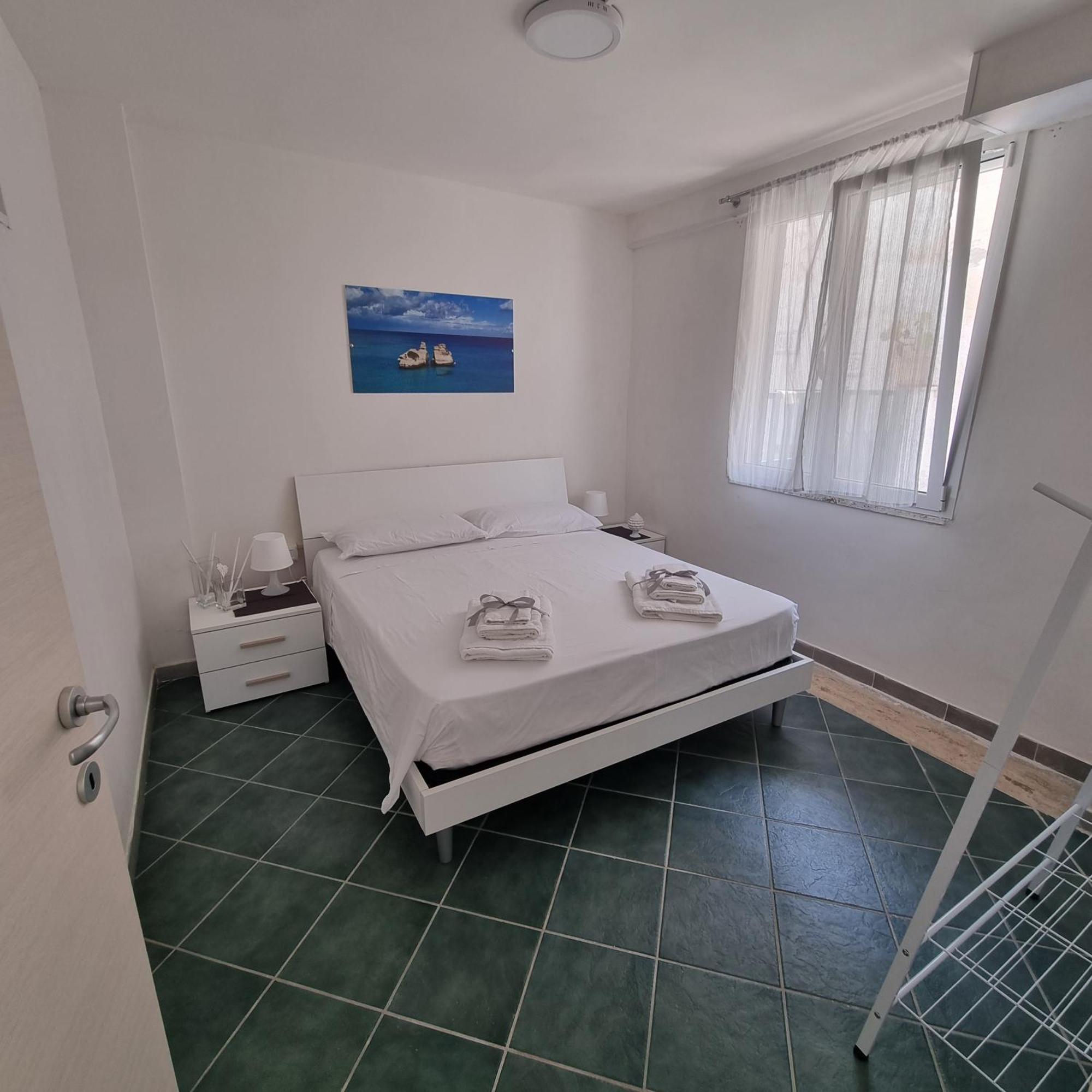 Casa Vacanze Afea Torre Dell'Orso Salento Puglia Exterior foto